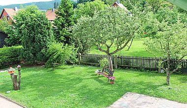 Ferienhaus Bollmann Gartenansicht von oben in Ilsenburg